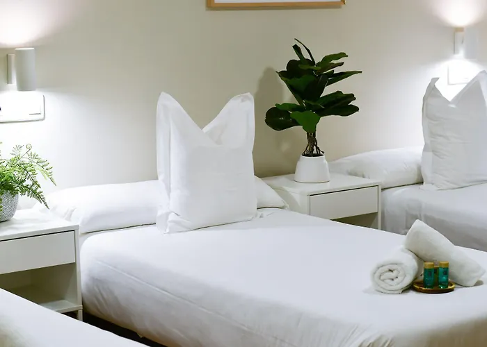 塞尔塔酒店 2* 比戈